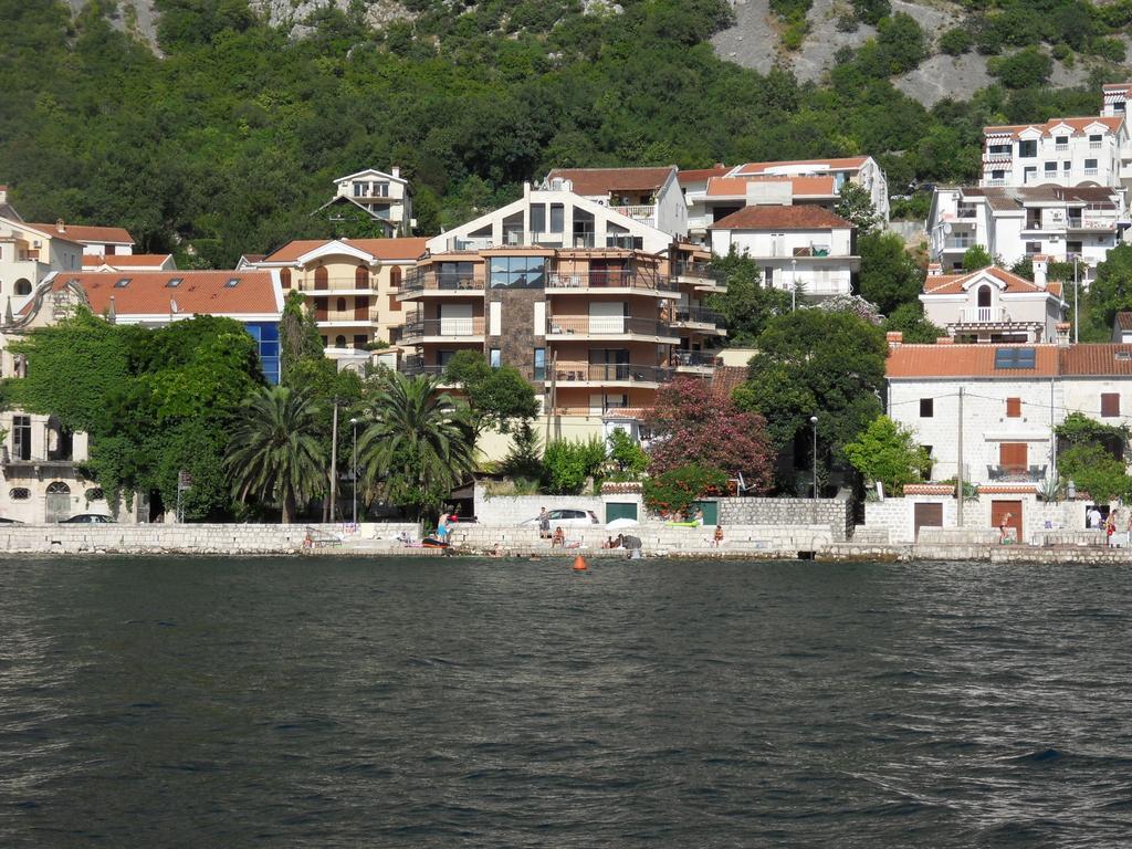 Apartments Coral Kotor Rum bild